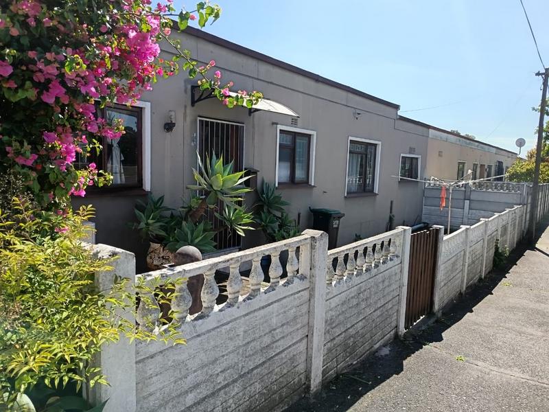 3 Bedroom Property for Sale in Groenvallei Western Cape